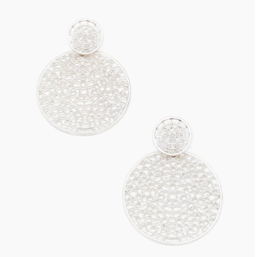 THE LUXE HAVEN Small Silver Corinna Earrings